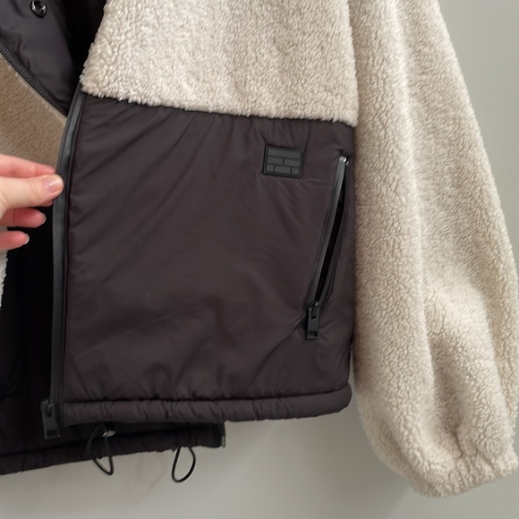 Frame Jacket - Picture 7 of 8